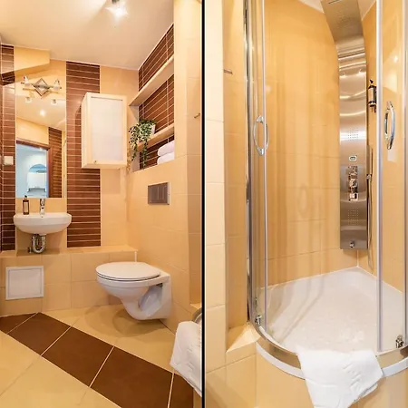 Spacious & Bright On Mokotow By Renters